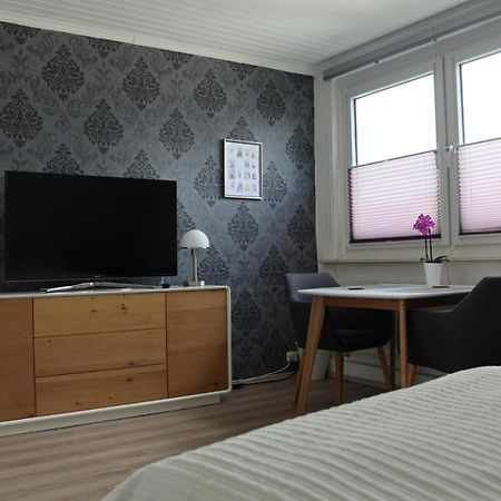 Privatzimmer Mit Eigenem Bad Und Kueche بورغفيدل المظهر الخارجي الصورة